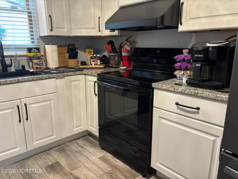 20 Easton Drive Whiting NJ 08759