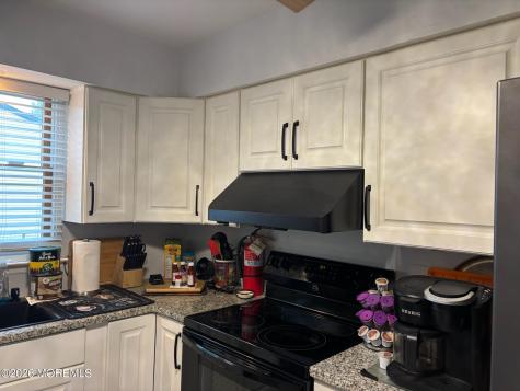 20 Easton Drive Whiting NJ 08759