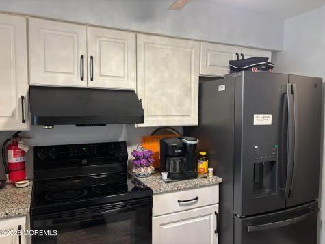 20 Easton Drive Whiting NJ 08759