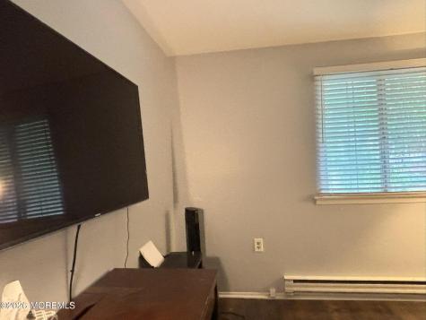 20 Easton Drive Whiting NJ 08759