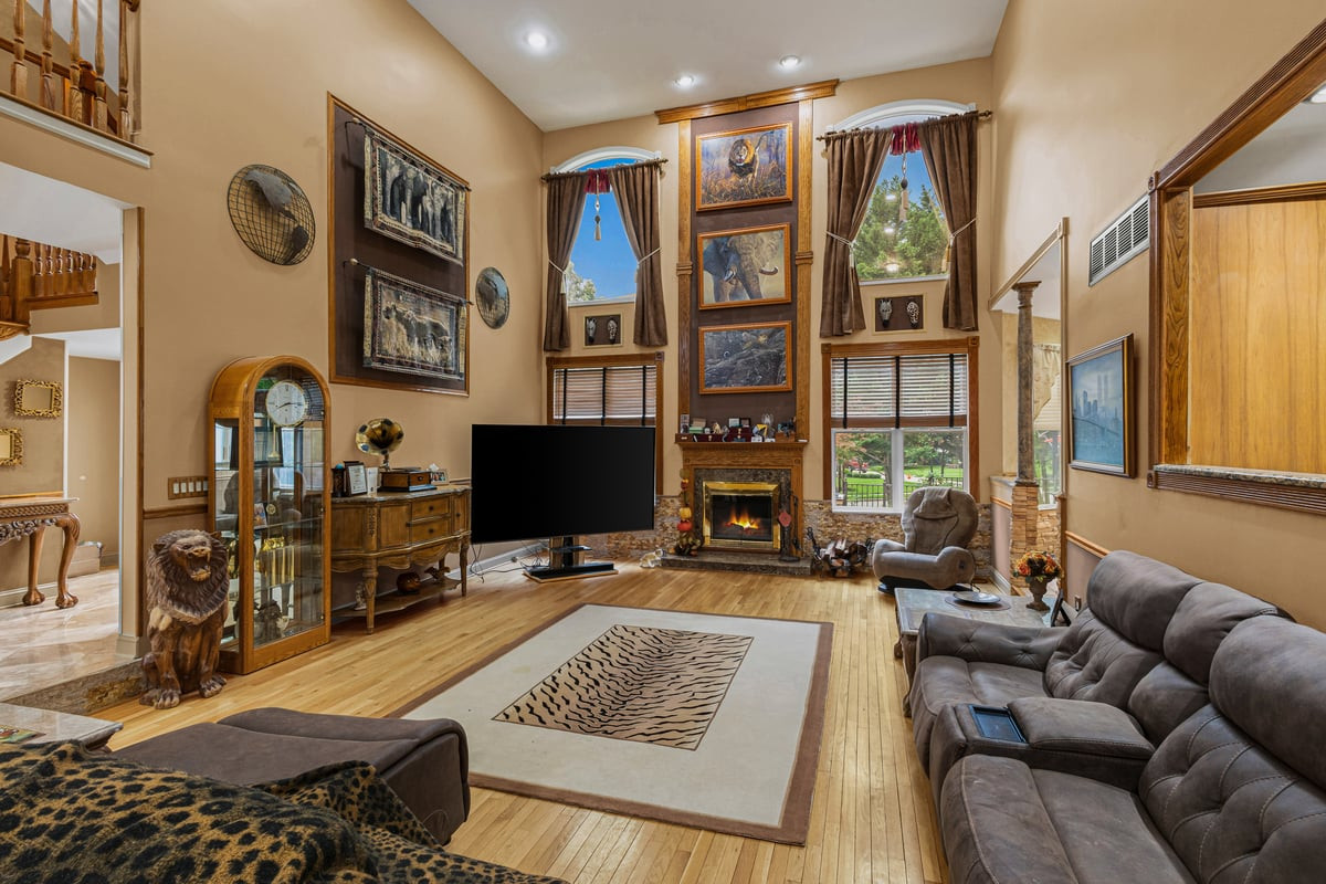 2 Lexington Court Monroe NJ 08831