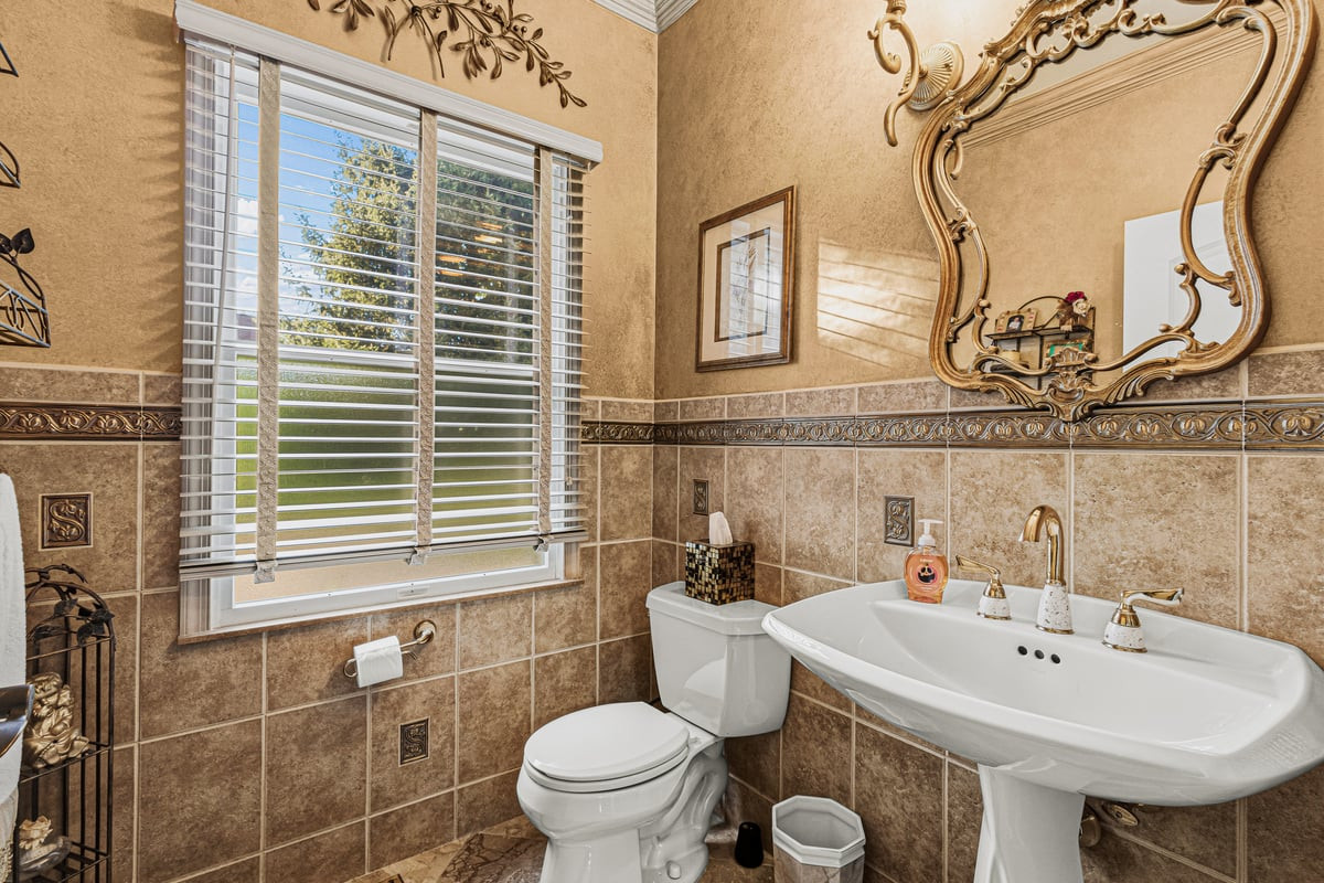 2 Lexington Court Monroe NJ 08831