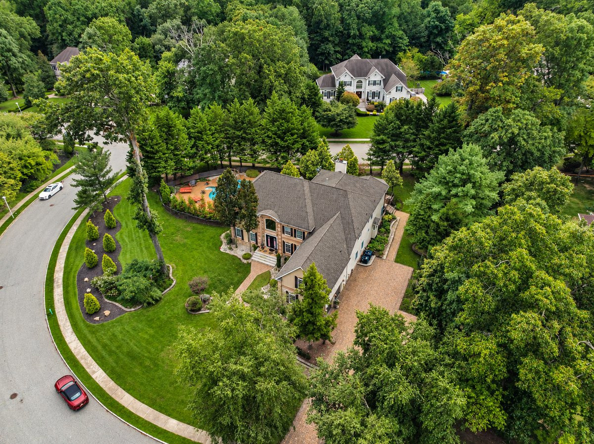 2 Lexington Court Monroe NJ 08831