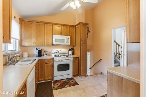 20 Bromley Drive Hazlet NJ 07730