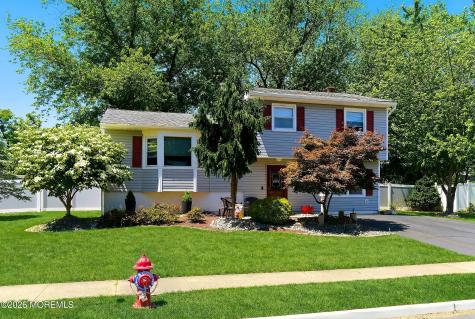 20 Bromley Drive Hazlet NJ 07730