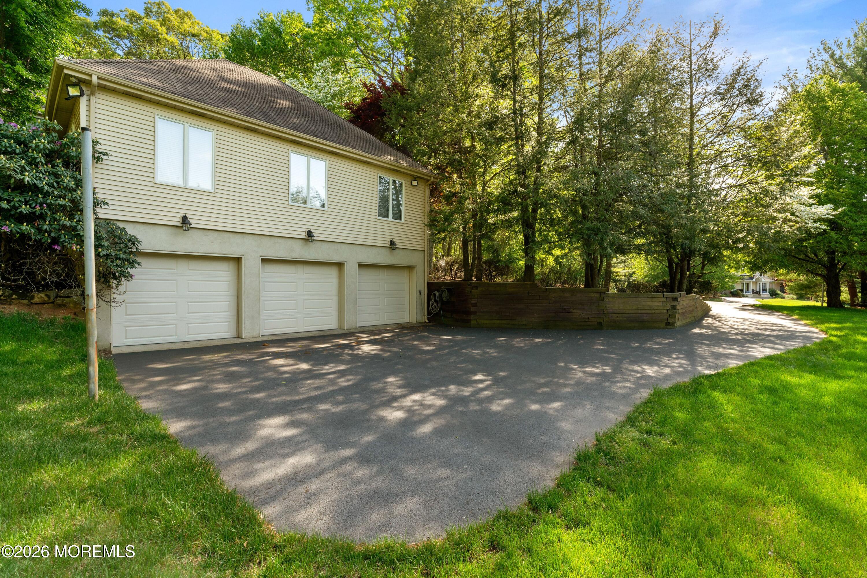 12 Country Club Lane Marlboro NJ 07746
