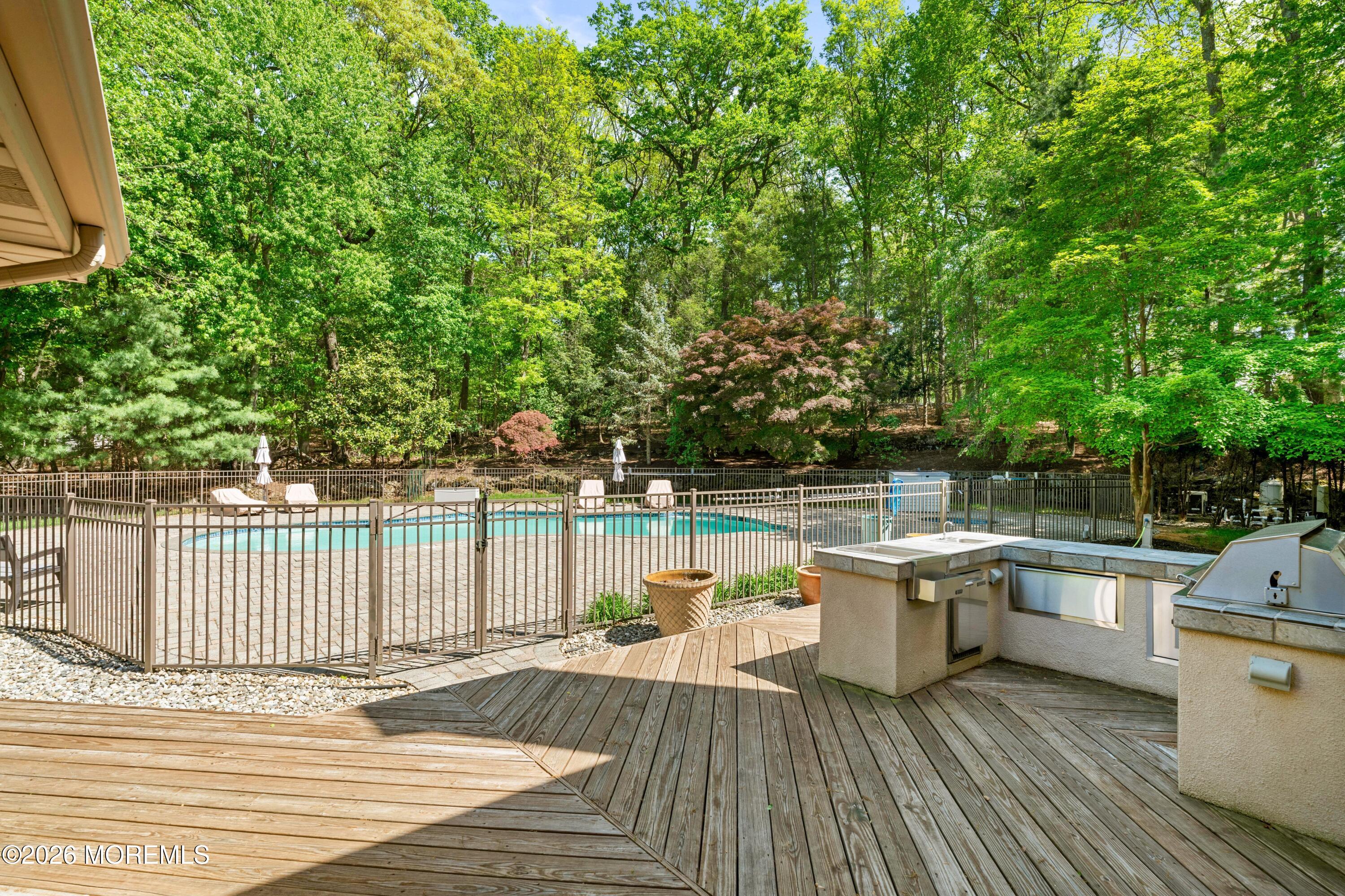 12 Country Club Lane Marlboro NJ 07746