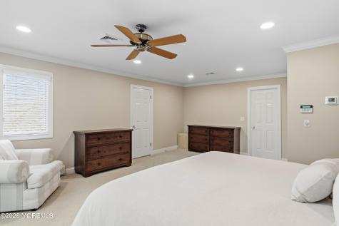 12 Country Club Lane Marlboro NJ 07746