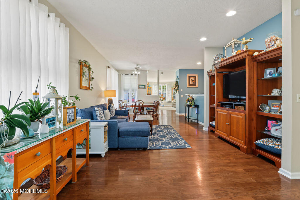 11 Robin Lane Barnegat NJ 08005