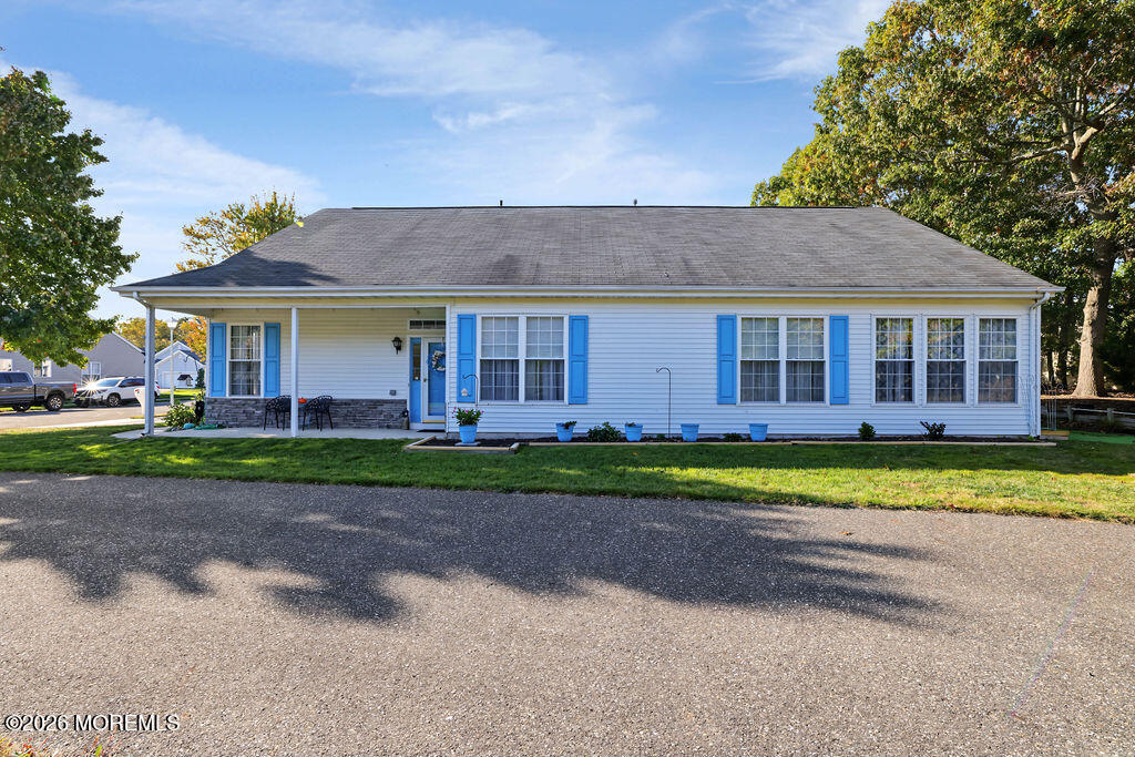 11 Robin Lane Barnegat NJ 08005