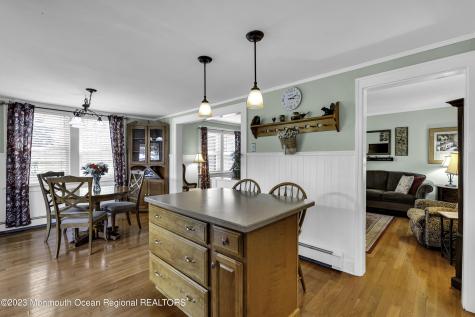 42 Appleton Avenue Leonardo NJ 07737