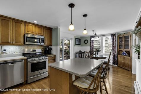42 Appleton Avenue Leonardo NJ 07737