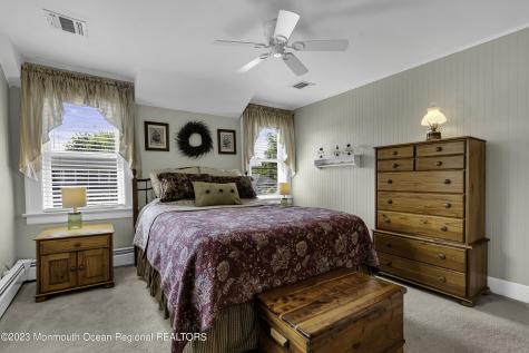 42 Appleton Avenue Leonardo NJ 07737