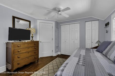 42 Appleton Avenue Leonardo NJ 07737