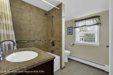 42 Appleton Avenue Leonardo NJ 07737