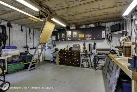 42 Appleton Avenue Leonardo NJ 07737
