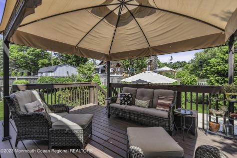 42 Appleton Avenue Leonardo NJ 07737