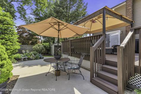 42 Appleton Avenue Leonardo NJ 07737