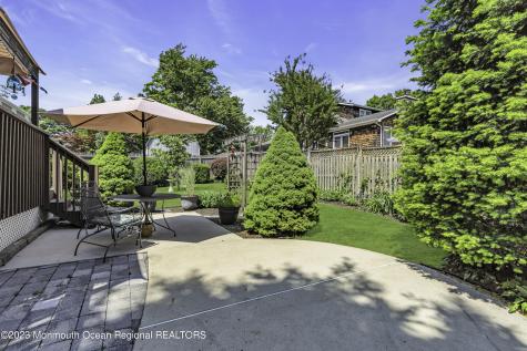 42 Appleton Avenue Leonardo NJ 07737