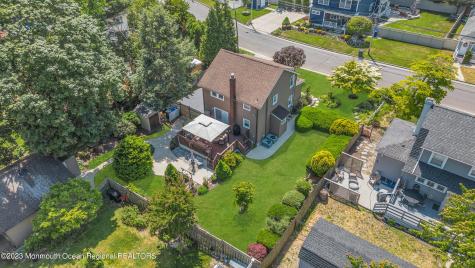 42 Appleton Avenue Leonardo NJ 07737
