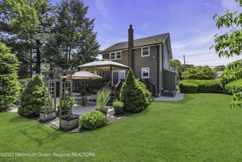 42 Appleton Avenue Leonardo NJ 07737