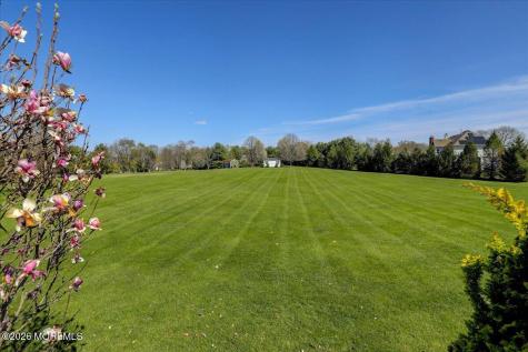 27 Regency Way Manalapan NJ 07726