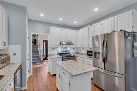 6 Johnny Drive Farmingdale NJ 07727