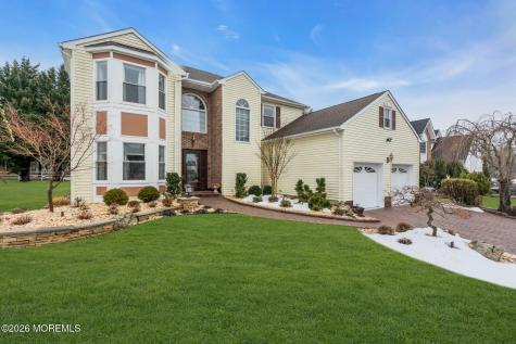 6 Johnny Drive Farmingdale NJ 07727
