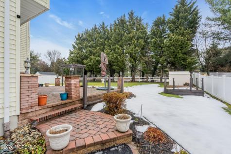 6 Johnny Drive Farmingdale NJ 07727