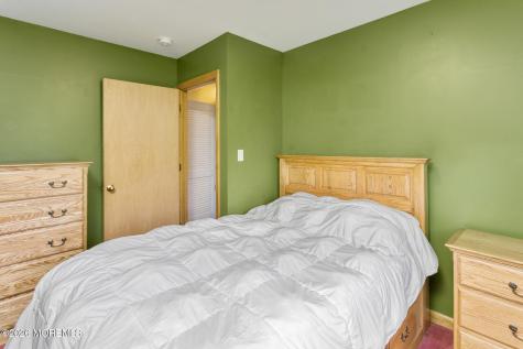 37 Maple Shade Avenue E Hamilton Square NJ 08690