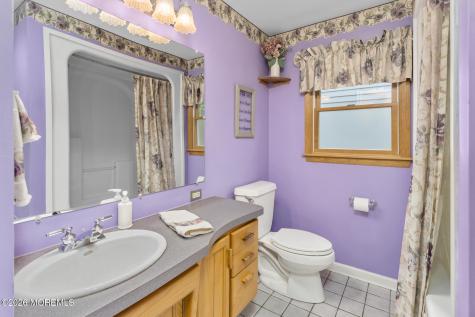 37 Maple Shade Avenue E Hamilton Square NJ 08690
