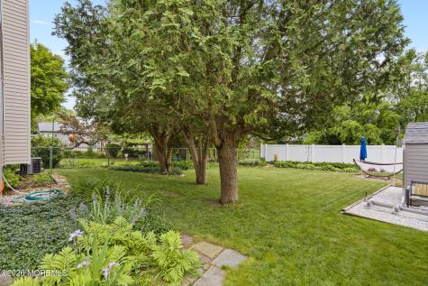 37 Maple Shade Avenue E Hamilton Square NJ 08690