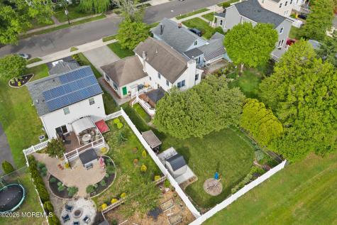 37 Maple Shade Avenue E Hamilton Square NJ 08690