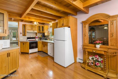 37 Maple Shade Avenue E Hamilton Square NJ 08690
