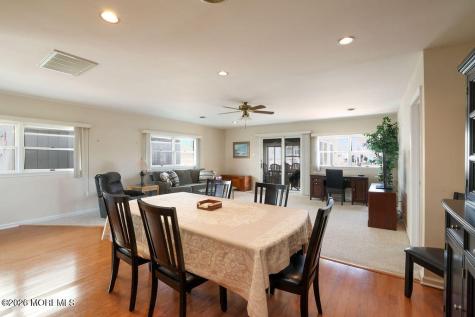 28 W Hudson Drive Little Egg Harbor NJ 08087