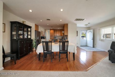 28 W Hudson Drive Little Egg Harbor NJ 08087