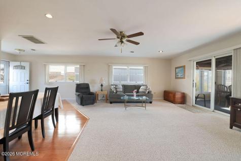 28 W Hudson Drive Little Egg Harbor NJ 08087