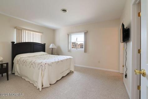 28 W Hudson Drive Little Egg Harbor NJ 08087