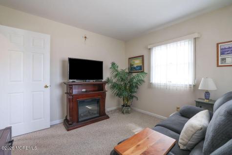 28 W Hudson Drive Little Egg Harbor NJ 08087