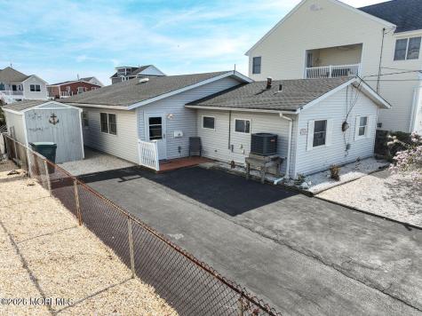 28 W Hudson Drive Little Egg Harbor NJ 08087