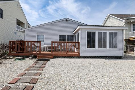 28 W Hudson Drive Little Egg Harbor NJ 08087