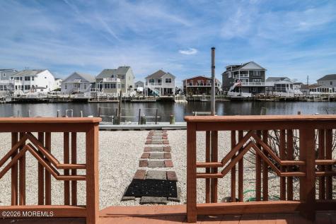28 W Hudson Drive Little Egg Harbor NJ 08087