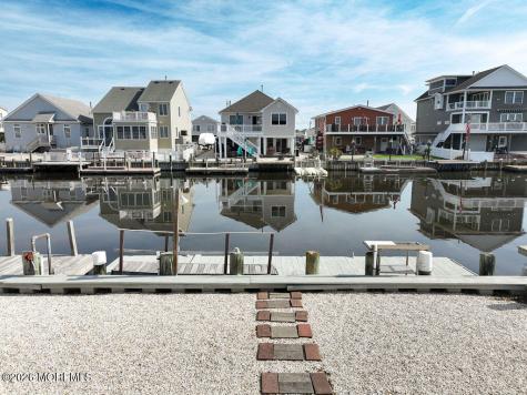 28 W Hudson Drive Little Egg Harbor NJ 08087
