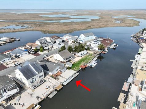 28 W Hudson Drive Little Egg Harbor NJ 08087
