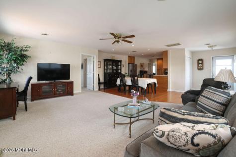 28 W Hudson Drive Little Egg Harbor NJ 08087