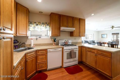 28 W Hudson Drive Little Egg Harbor NJ 08087