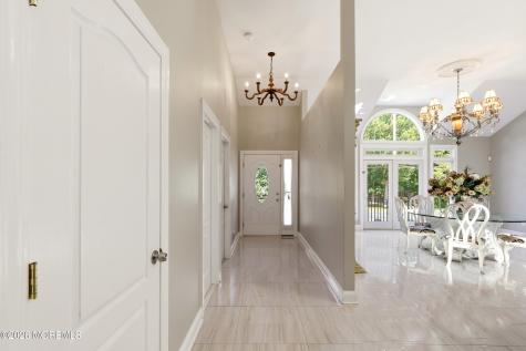 1787 Kathleen Court Toms River NJ 08755