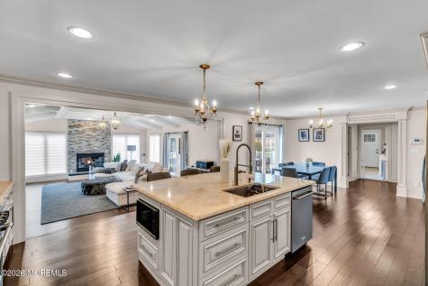 12 Meadowview Drive Colts Neck NJ 07722