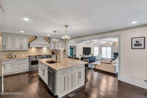 12 Meadowview Drive Colts Neck NJ 07722