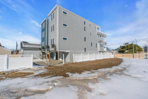 121 Franklin Avenue Seaside Heights NJ 08751